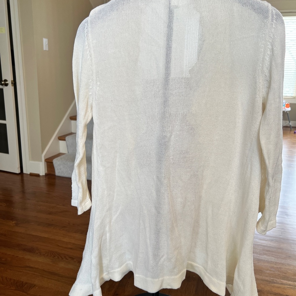 LOFT Cream Ruffle Cardigan - Picture 4 of 4